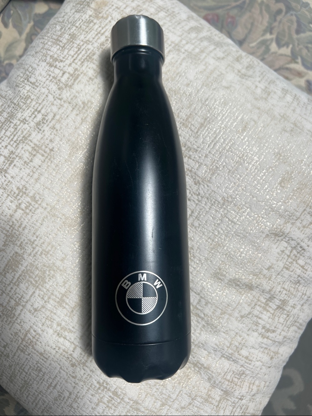 S'well BMW Onyx vacuum insulated stainless steel water bottle